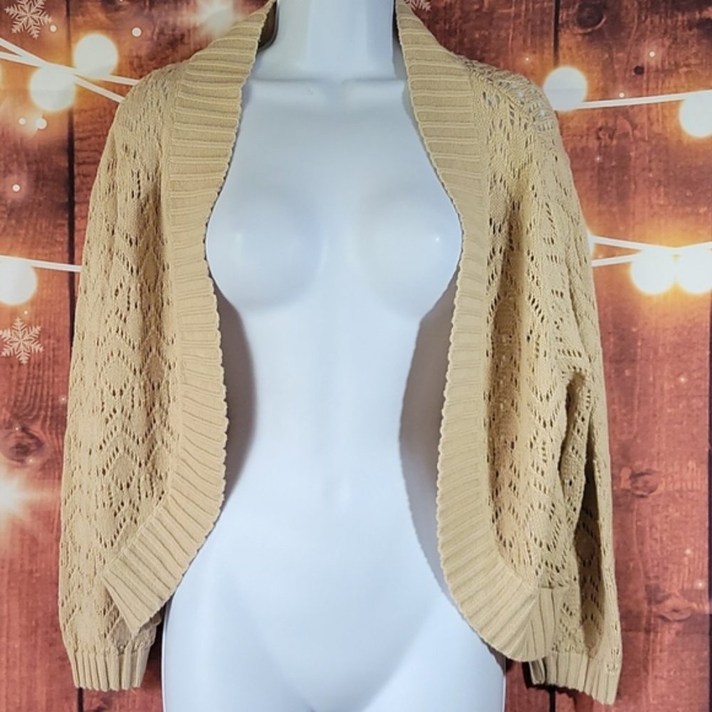 White Stag Knitted Cardigan Size S/M Pre-Loved